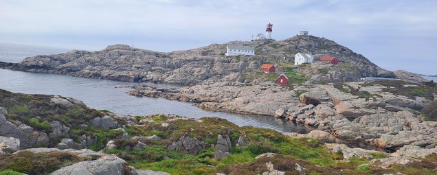 Felsige Küste rund um Lindesnes Fyr in Norwegen